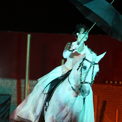 Virginie Fortier artiste de spectacle équestre